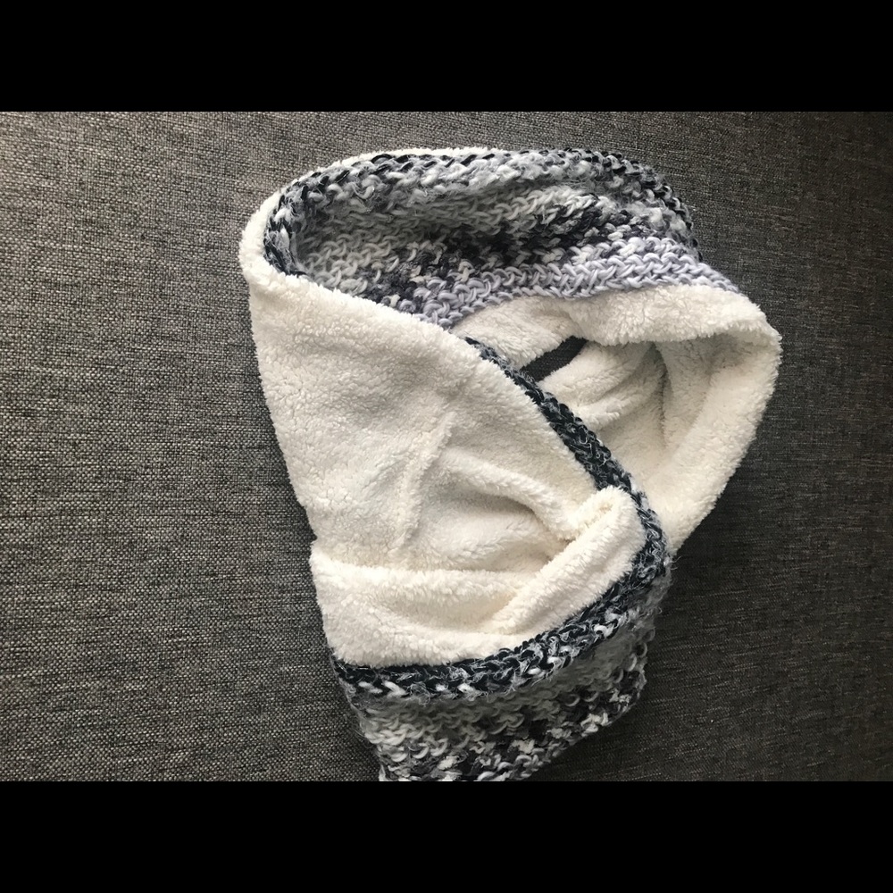 Scarf